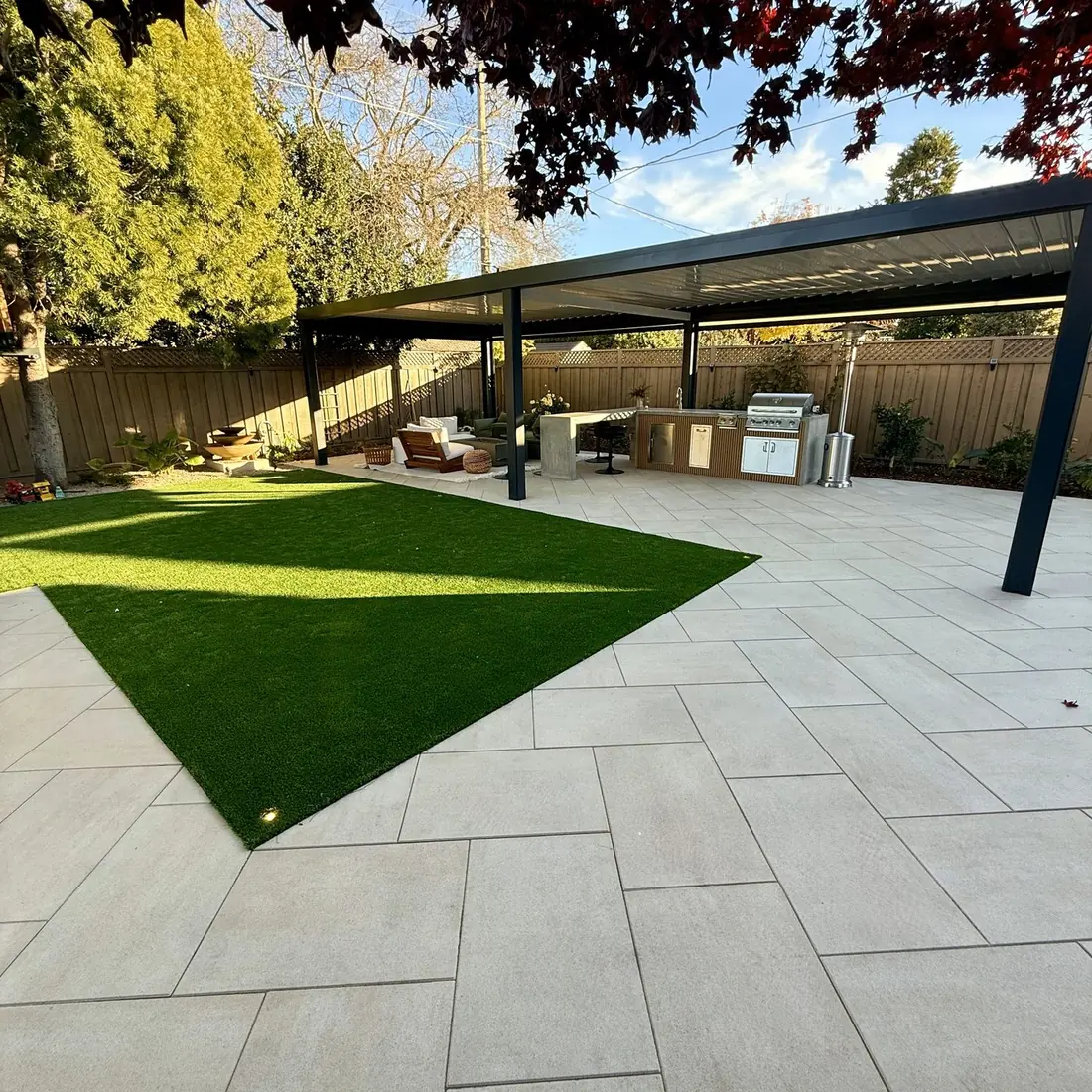 Pergola shade area